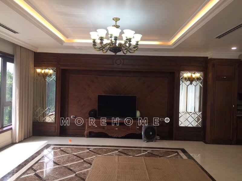 Morehome - Đơn vị thi công nội thất phòng khách gỗ tự nhiên tân cổ điển sang trọng đẹp tại biệt thự Ecopark Hưng Yên Thi công nội thất phòng tân cổ điển sang trọng và lịch lãm