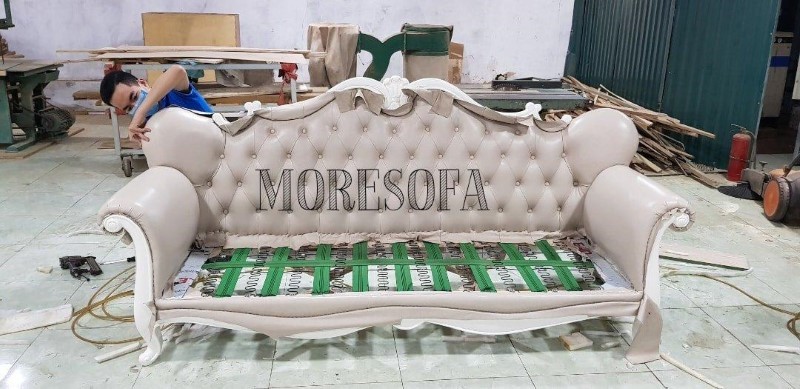 Sofa chân sắt